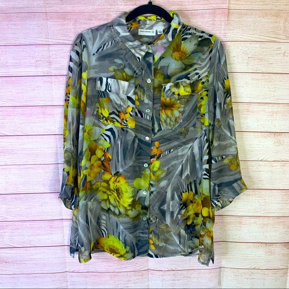 Susan Graver Button Front Floral Print Blouse Size Small - Picture 1 of 5